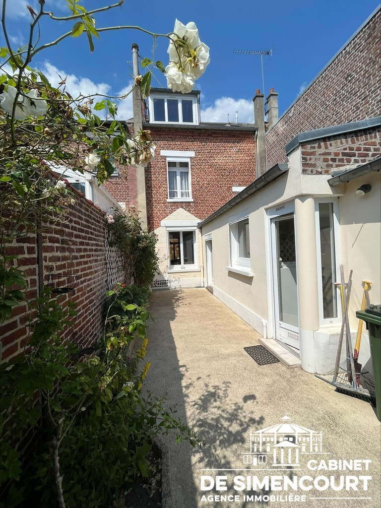 Immo80 – L'immobilier à Amiens et dans la Somme-MAISON 145 m2 AVEC JARDIN QUARTIER HENRIVILLE